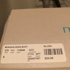 Maurice brand hiking boots blush colored Brand New size 8